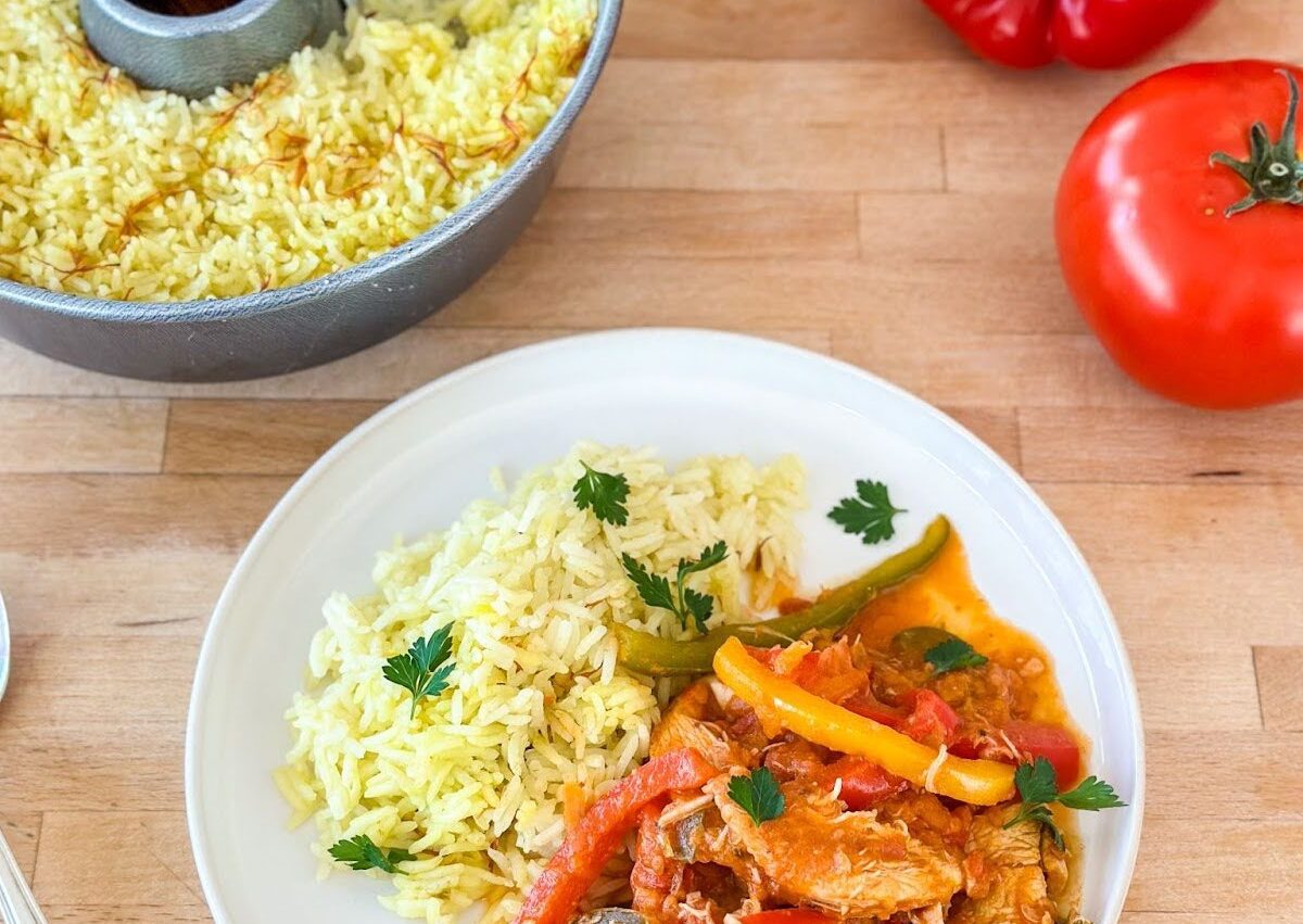 Tout-en-Un : Poulet Basquaise et riz safrané