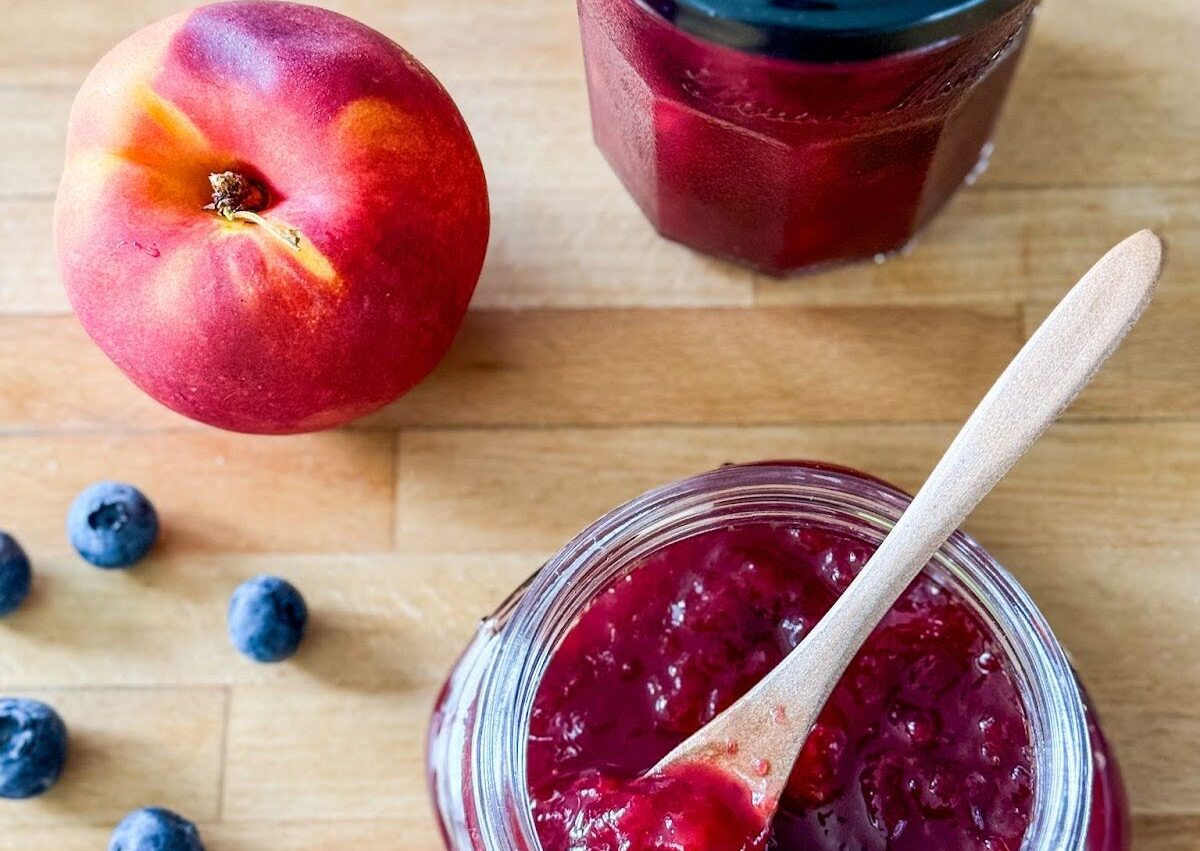 Confiture nectarines-bleuets / myrtilles