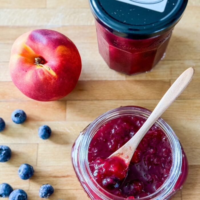 Confiture nectarines-bleuets / myrtilles