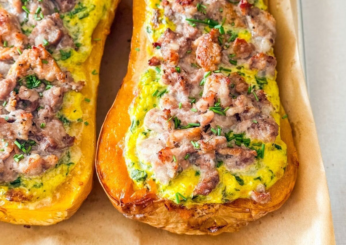 Butternut farcie sauce florentine aux saucisses