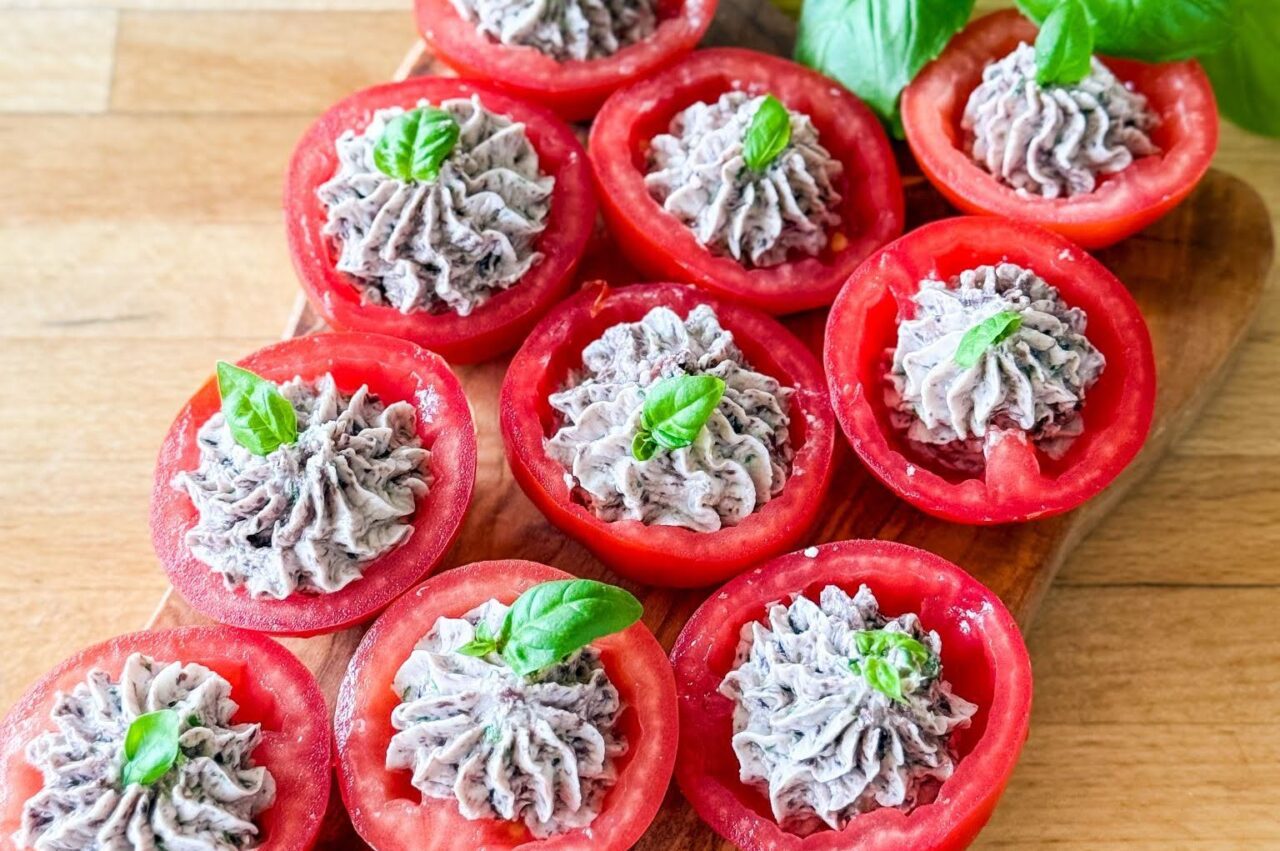 <i class='fas fa-star' aria-hidden='true'></i> Tomates cocktail farcies
