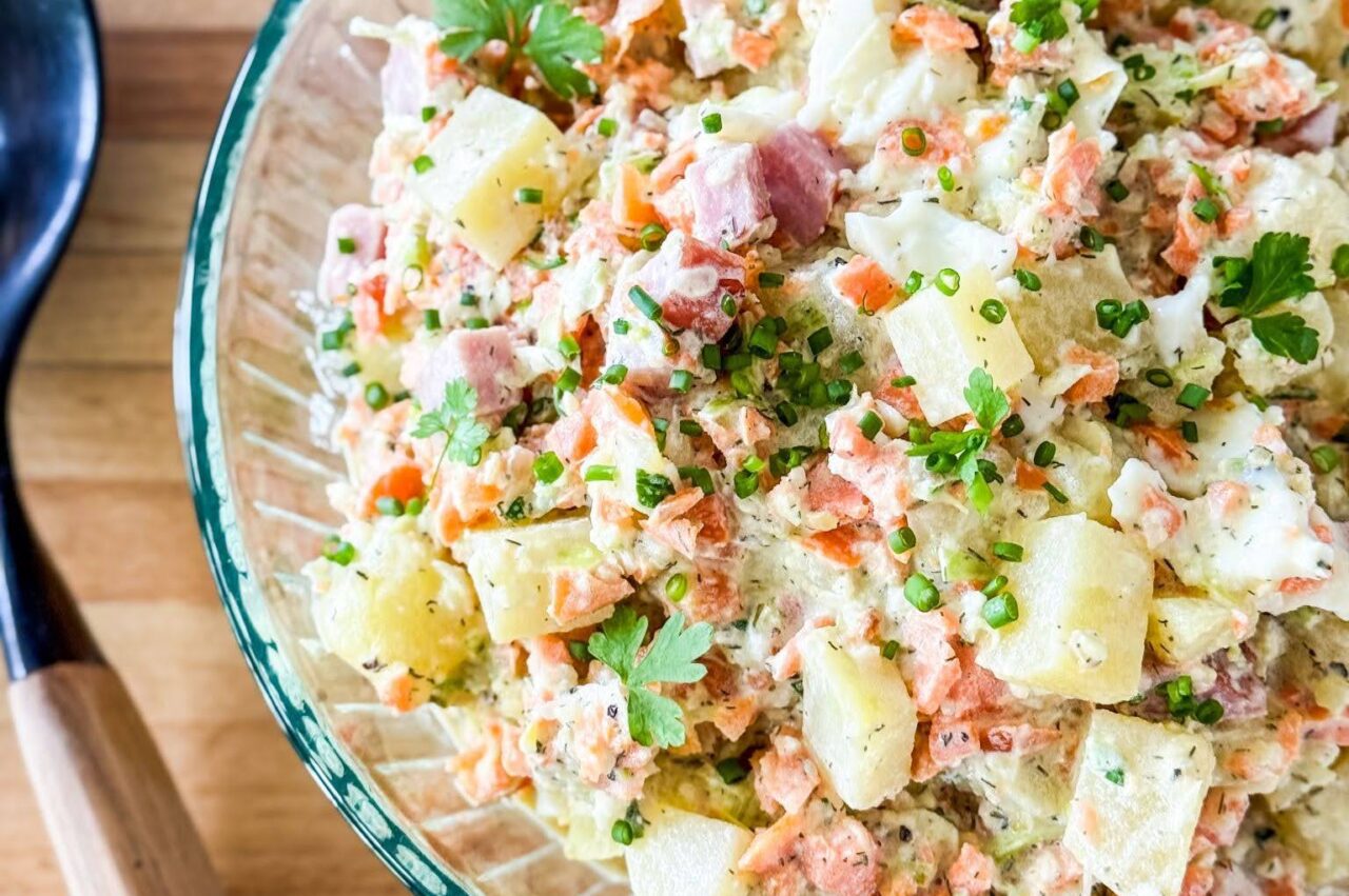 Salade de pomme de terre à la russe