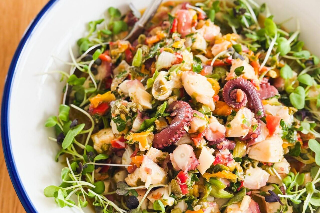 <i class='fas fa-star' aria-hidden='true'></i> Salade de poulpes